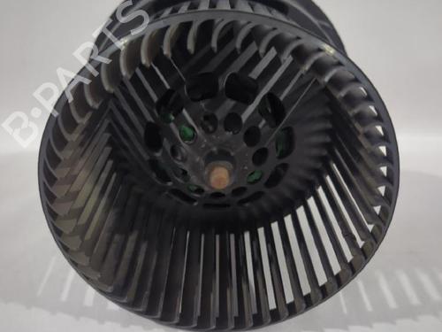 Used Heater blower motor Heater blower motor PEUGEOT 107 (PM_, PN_) 1.4 HDi (54 hp) 33746516 33746516