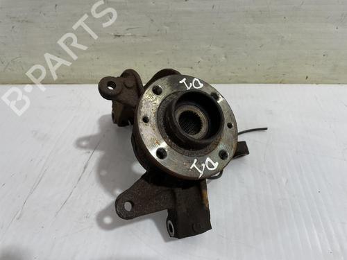 Used Left front steering knuckle RENAULT SCÉNIC II (JM0/1_) [2003-2010]  31677522