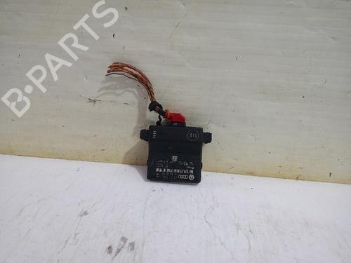 Used Electronic module VW EOS (1F7, 1F8) 2.0 FSI (150 hp) 31559749