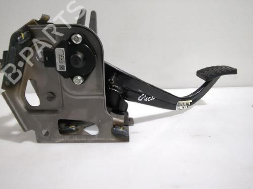 Used Clutch pedal Clutch pedal KIA STONIC (YB) 1.0 T-GDi (101 hp) 31567496 31567496