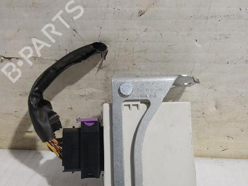 Used Electronic module Electronic module TOYOTA COROLLA Verso (ZER_, ZZE12_, R1_) 2.2 D-4D (AUR10_, AUR10R) (177 hp) 31563815 31563815