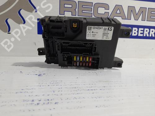 Used Fuse box Fuse box OPEL CORSA D (S07) [2006-2015] 31541103 31541103