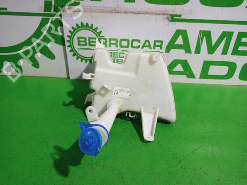 Used Windscreen washer tank TOYOTA AURIS (_E18_) 1.8 Hybrid (ZWE186_, ZWE186R) (136 hp) 31554377
