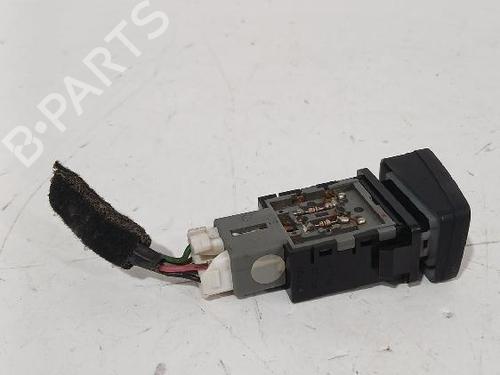 Switch HYUNDAI TUCSON (JM) 2.0 CRDi | BP32462570I30