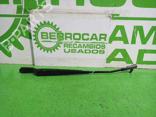 Used Front windshield wiper arm Front windshield wiper arm 33810433 33810433