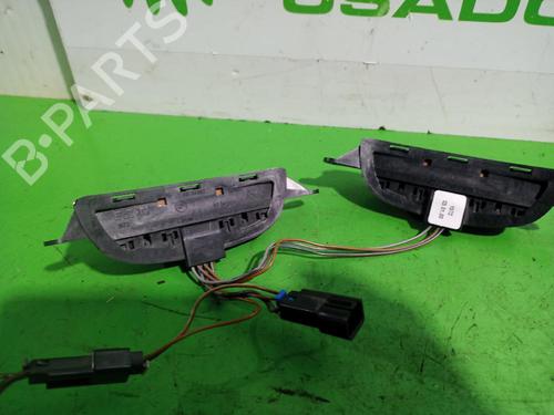 Steering wheel controls OPEL ZAFIRA A MPV (T98) 2.0 DI 16V (F75) | BP31552918E15