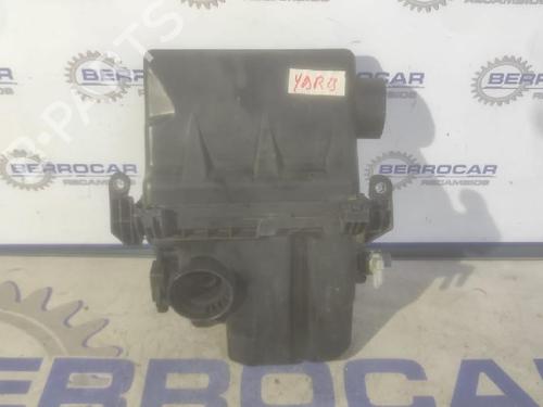 Used Air filter box Air filter box TOYOTA YARIS (_P1_) 1.0 (SCP10_, SCP10R) (65 hp) 31569727 31569727