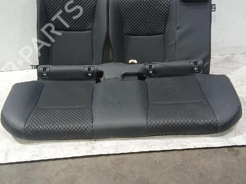 Used Rear seat TOYOTA YARIS (_P21_, _PA1_, _PH1_) 1.5 Hybrid (MXPH11) (92 hp) 31567268