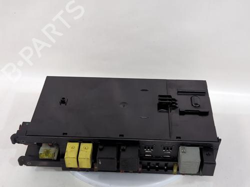 Used Fuse box Fuse box MERCEDES-BENZ C-CLASS (W203) C 200 CDI (203.007) (122 hp) 39916958 39916958