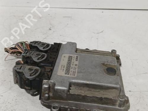 Used Engine control unit (ECU) Engine control unit (ECU) RENAULT MEGANE II (BM0/1_, CM0/1_) 1.9 dCi (BM0G, CM0G) (120 hp) 32465838 32465838