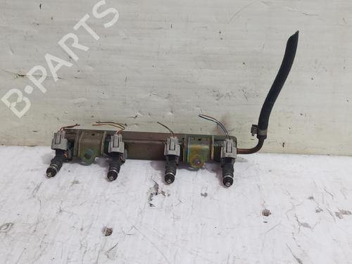 Used Injection rail NISSAN MICRA III (K12) 1.2 16V (80 hp) 31561864