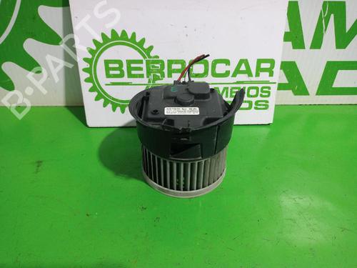 Used Heater blower motor PEUGEOT 407 SW (6E_, 6D_) 2.0 (136 hp) 31548371