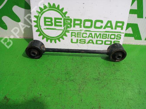 Højre bagtil bærearm KIA SORENTO I (JC) 2.5 CRDi 4WD (140 hp) 31547702