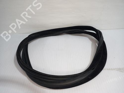 Gummiliste JAGUAR E-PACE (X540) 2.0 D150 AWD | BP31554877C142