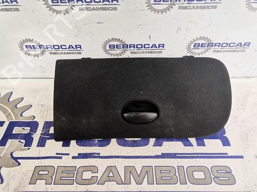 Used Glove box Glove box PEUGEOT 206 Hatchback (2A/C) 1.9 D (69 hp) 31677862 31677862