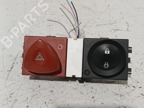 Used Warning switch Warning switch RENAULT MEGANE II (BM0/1_, CM0/1_) 1.5 dCi (BM1E, CM1E) (106 hp) 38863741 38863741