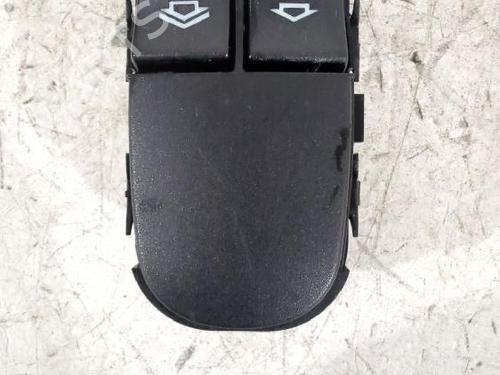 Left front window switch FORD FOCUS I (DAW, DBW) 1.8 TDCi | BP31566134I27 - Image 2
