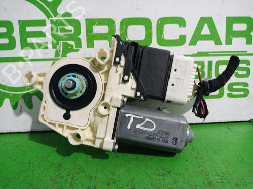 Used Right rear window motor Right rear window motor VW PASSAT B6 (3C2) 2.0 TDI 16V (140 hp) 31547020 31547020