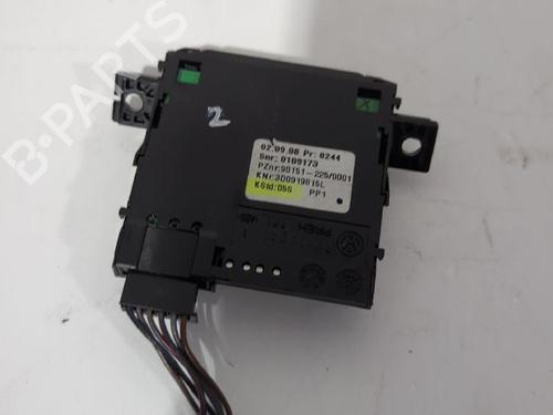 Switch VW PHAETON (3D1, 3D2, 3D3, 3D4, 3D6, 3D7, 3D8, 3D9) 3.0 V6 TDI 4motion | BP31567638I30