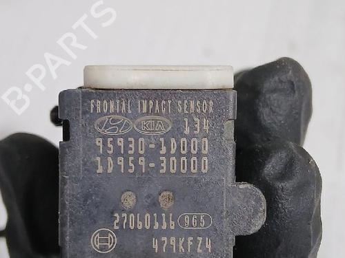 Electronic sensor KIA CARENS III MPV (UN) 2.0 CRDi 140 | BP31564124M84 