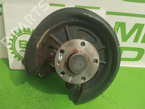 Used Right rear steering knuckle Right rear steering knuckle VW GOLF V (1K1) 1.9 TDI (105 hp) 31546411 31546411