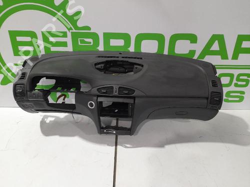 Instrumentbræt Instrumentbræt RENAULT LAGUNA II (BG0/1_) 1.6 LPG (107 hp) 31542560 31542560
