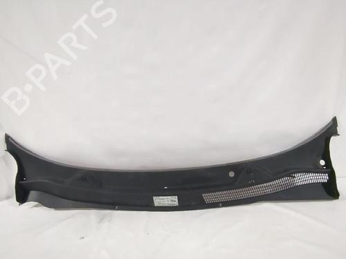 Griglia sotto parabrezza Griglia sotto parabrezza OPEL CORSA D (S07) 1.4 (L08, L68) (90 hp) 33746702 33746702