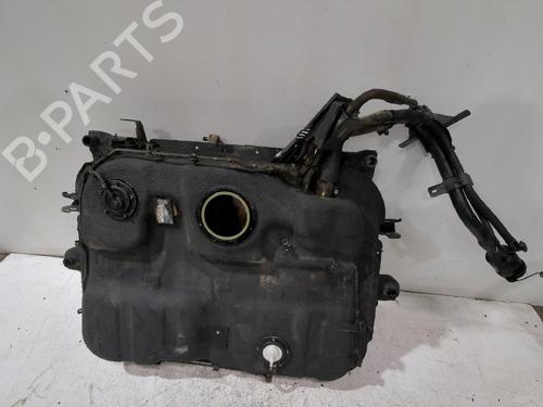 Used Fuel tank KIA CARENS III MPV (UN) 2.0 CRDi 140 (140 hp) 31564035