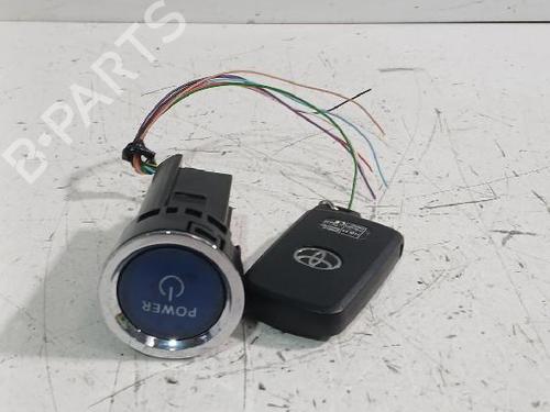 Used Ignition barrel Ignition barrel TOYOTA YARIS (_P13_) 1.5 (NSP131_) (112 hp) 33747127 33747127