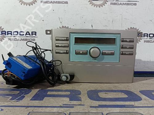 Used Climate control TOYOTA COROLLA Verso (ZER_, ZZE12_, R1_) 2.2 D-4D (AUR10_, AUR10R) (177 hp) 31678277