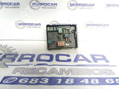 Used Fuse box Fuse box SEAT LEON (1P1) 1.9 TDI (105 hp) 31569087 31569087