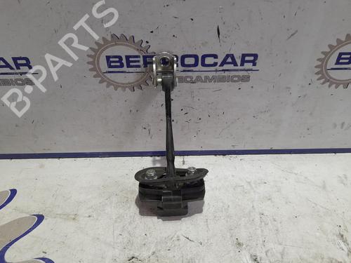 Used Hinge/Door check strap ALFA ROMEO GIULIETTA (940_) 1.6 JTDM (940FXD1A) (105 hp) 31570625