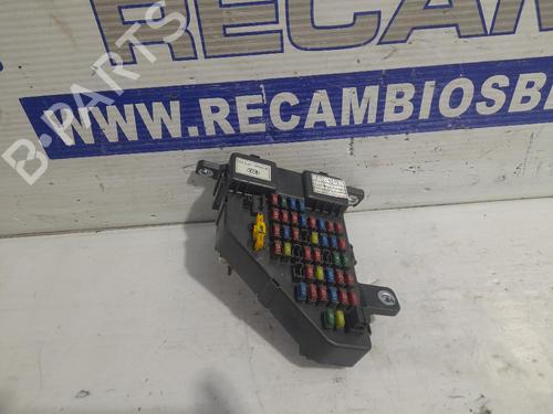 Used Fuse box Fuse box KIA SPORTAGE II (JE_, KM_) [2004-2011] 31673913 31673913