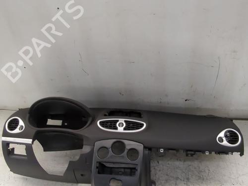 Dashboard RENAULT CLIO III (BR0/1, CR0/1) 1.4 16V | BP38866452C46 - Image 2