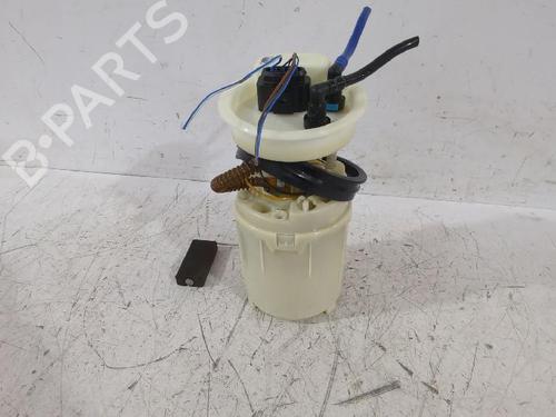 Used Fuel pump VW POLO IV (9N_, 9A_) 1.4 16V (75 hp) 32489907