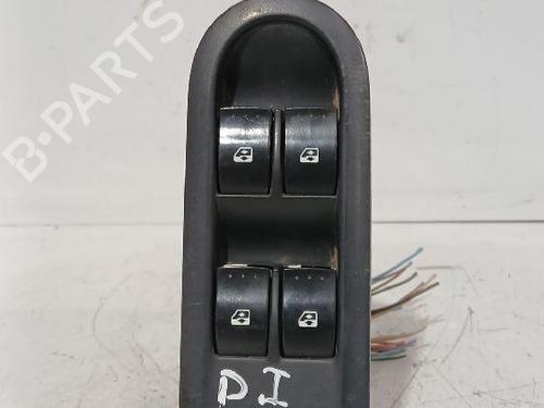 Used Left front window switch Left front window switch RENAULT MEGANE II (BM0/1_, CM0/1_) 1.9 dCi (BM0G, CM0G) (120 hp) 32465757 32465757