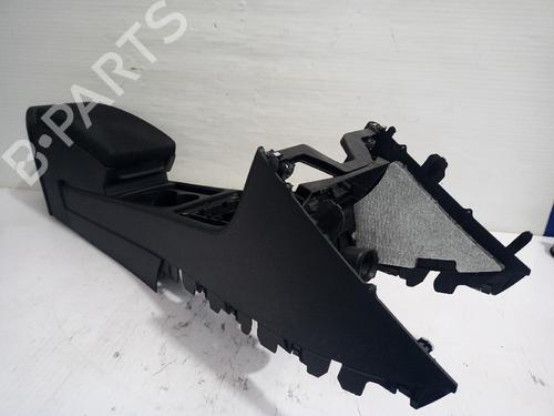 Midtkonsoll VW PASSAT B7 (362) 1.6 TDI (105 hp) 31557491