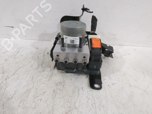 Used ABS pump PEUGEOT RIFTER 1.5 BlueHDi 100 (102 hp) 31564334