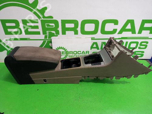 Used Middle console Middle console VW PASSAT B6 (3C2) 2.0 TDI 16V (140 hp) 31546957 31546957