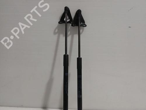 Used Tailgate lift support TOYOTA YARIS (_P21_, _PA1_, _PH1_) 1.5 Hybrid (MXPH11) (92 hp) 31567061