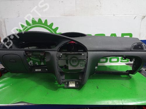 Used Dashboard Dashboard CITROËN C5 I Break (DE_) 2.0 HDi (DERHZB, DERHZE) (109 hp) 31547263 31547263