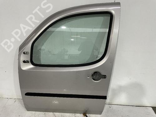 Used Left front door Left front door 31560140 31560140
