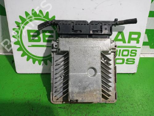Used Engine control unit (ECU) VW PASSAT B6 (3C2) 2.0 TDI 16V (140 hp) 31546996