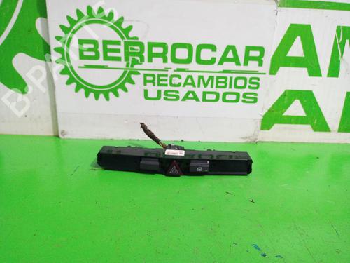 Used Warning switch OPEL ASTRA H Saloon (A04) 1.4 (L69) (90 hp) 31551373