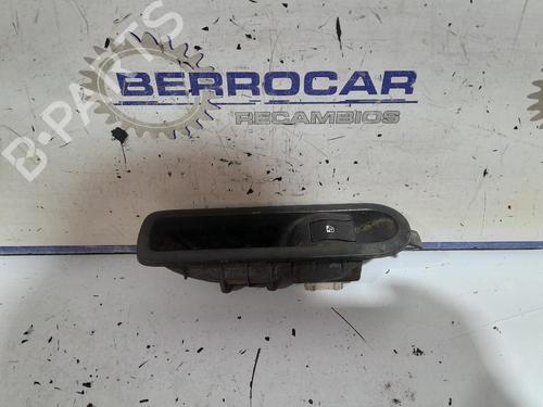 Used Right rear window switch Right rear window switch RENAULT SCÉNIC II (JM0/1_) [2003-2010] 31673515 31673515