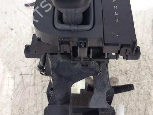 Gear lever TOYOTA YARIS (_P21_, _PA1_, _PH1_) 1.5 Hybrid (MXPH11) | BP31567074M90 