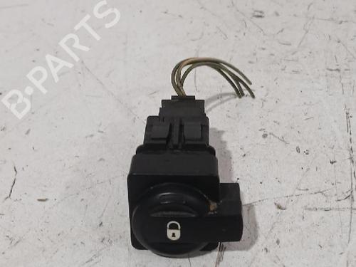 switch-citroen-c4-i-lc_-2004-2005-2006-2007-2008-2009-2010-2011-2012-2013-2014-32465484 main image