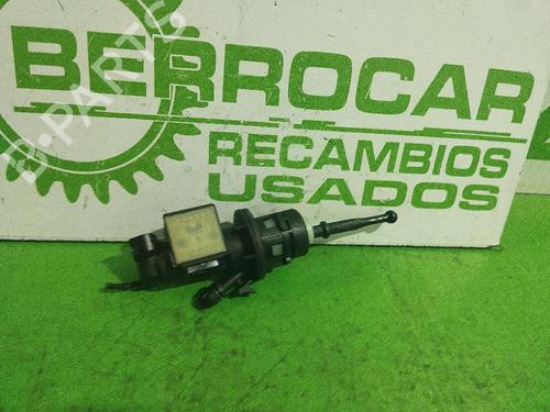 Used Clutch slave cylinder SEAT ALTEA XL (5P5, 5P8) 1.9 TDI (105 hp) 31546591