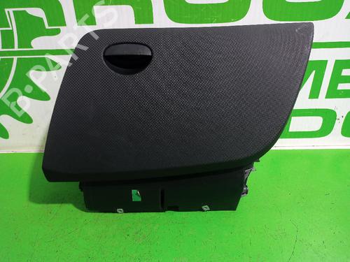 Handskerum SEAT ALTEA XL (5P5, 5P8) 1.9 TDI (105 hp) 31546459