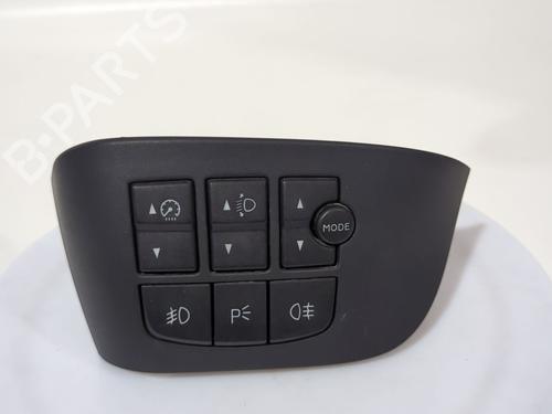 Used Headlight switch Headlight switch FIAT STILO (192_) 1.4 16V (192AXH1B, 192BXH1B) (95 hp) 39655044 39655044